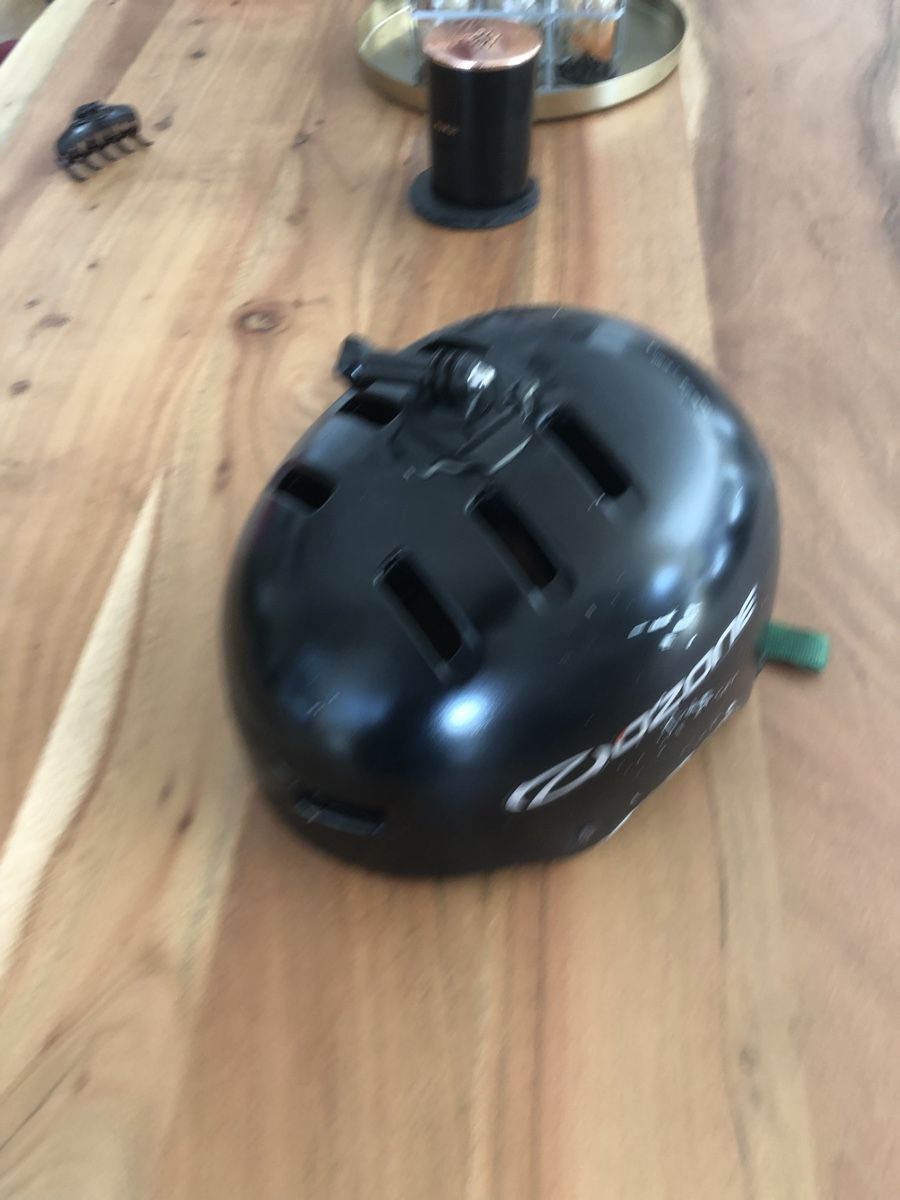 Caschi: Skihelm mit 360 grad gonpro halterung – Usato da Naters venduto da Headliner88 1