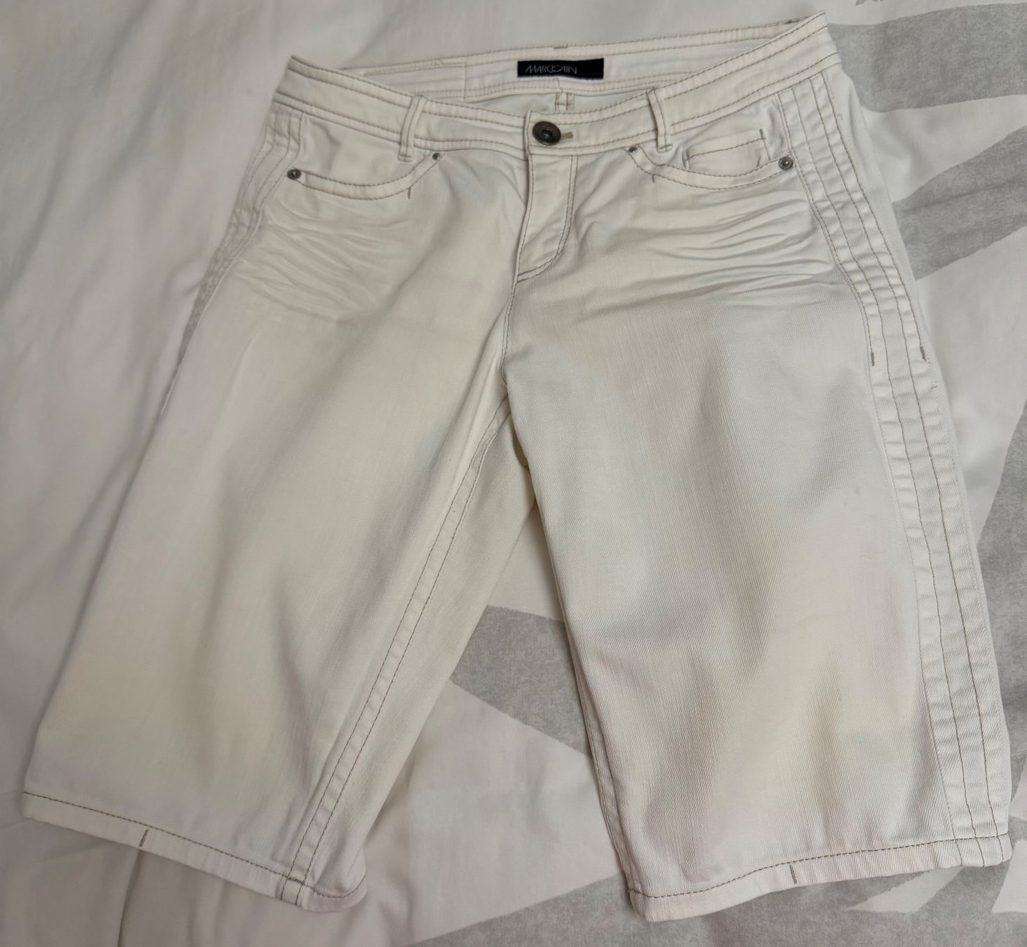 Marc Cain Hosen: Marc Cain Bermudas Crèmefarben Size 3 – Gebraucht aus rheineck von norwegianwood52