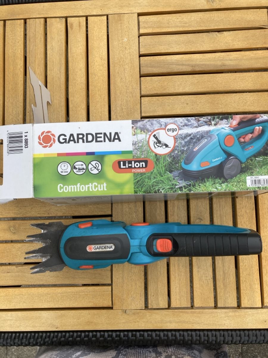 Gardena Tagliaerba: GARDENA ComfortCut Grass Shears Li-Ion 7,2V – Usato da Wallenwil venduto da Clare1