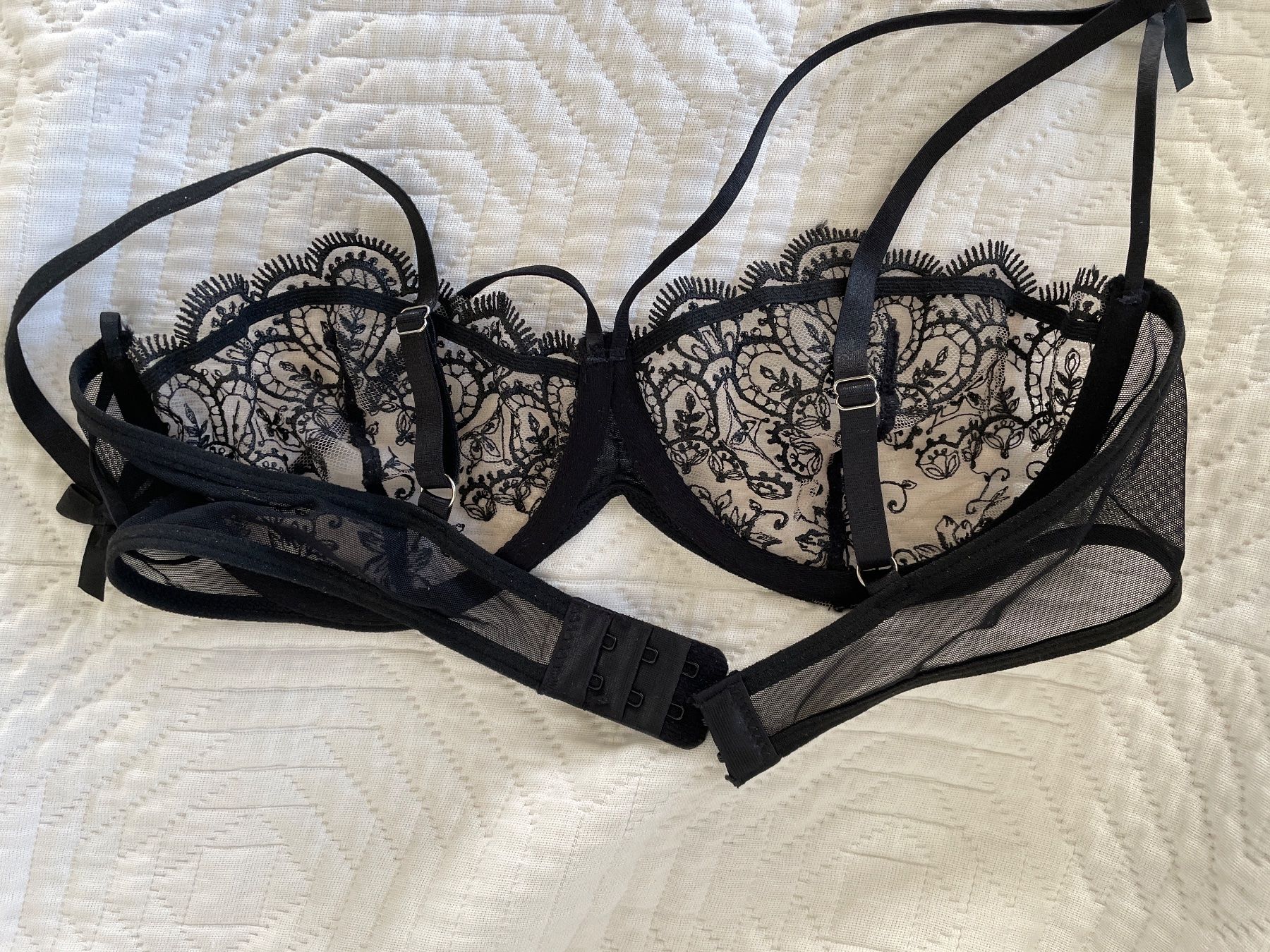 Altra biancheria intima: BH 75 C Spitze 1 x getragen – Nuovo (secondo la descrizione) da Zürich venduto da Pamuk04 4