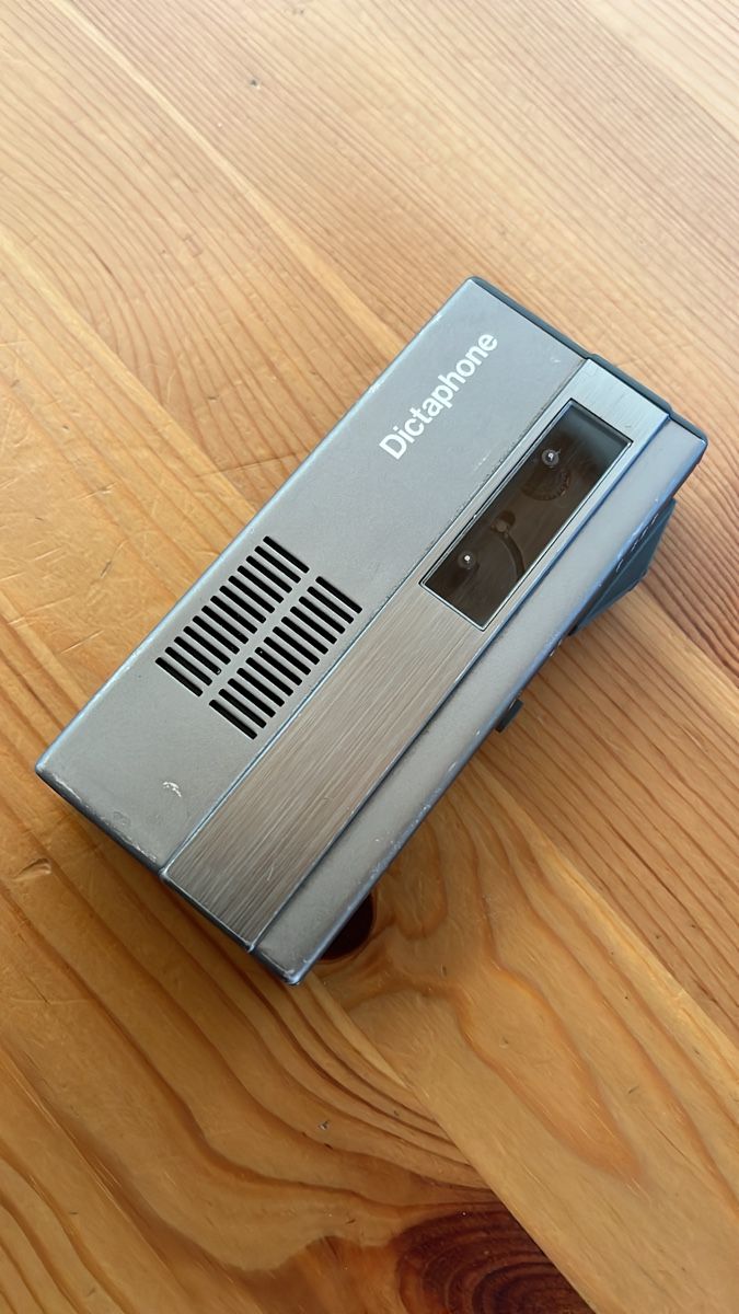 Registratori: Vintage Diktiergerät Dictaphone Voice Master – Usato da Dotzigen venduto da Chruemeli79