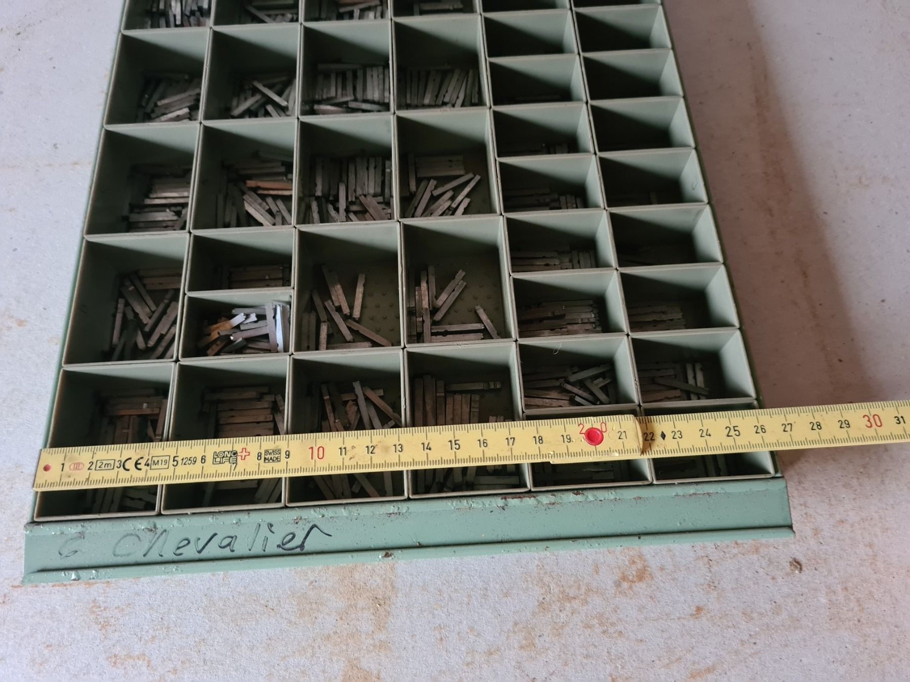 Tutti gli attrezzi: Bleisatz Buchstaben Letterpress Chevalier 6 – Usato da Escholzmatt venduto da FuyuIgloo 1