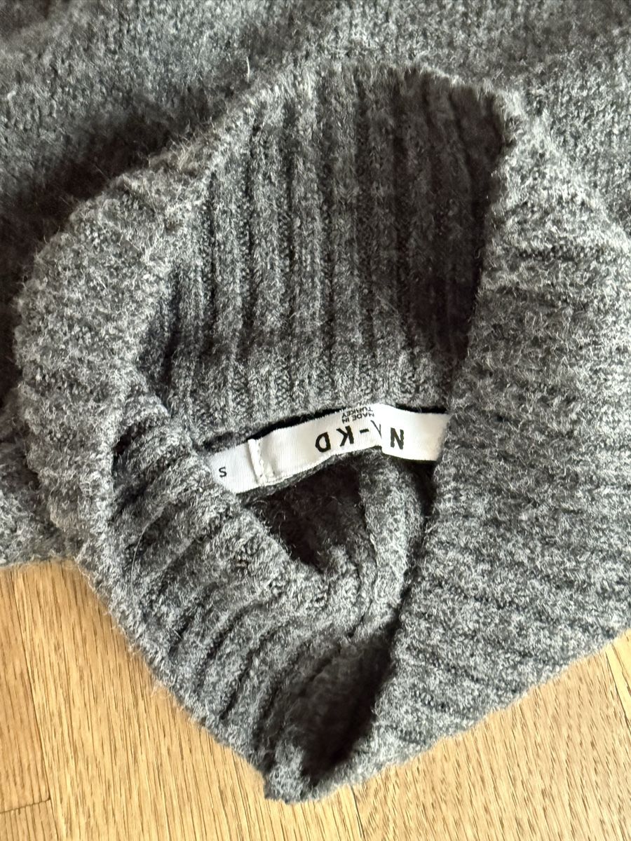 Kleiderpakete: Amalie Star X Na-Kd Knit Set – Gebraucht aus St. Gallen von di_146 2