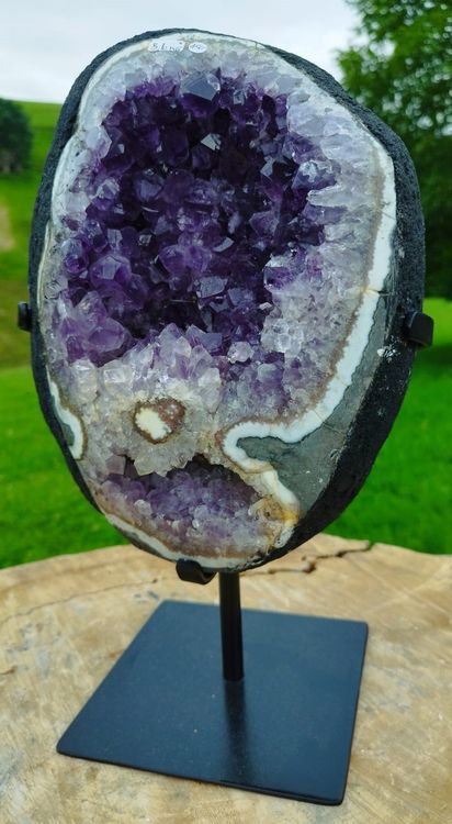 Amethyst-Herz Aus Brasilien Mit Kristallöffnung Und Metallständer - Welt Der Kristalle - Online-Shop