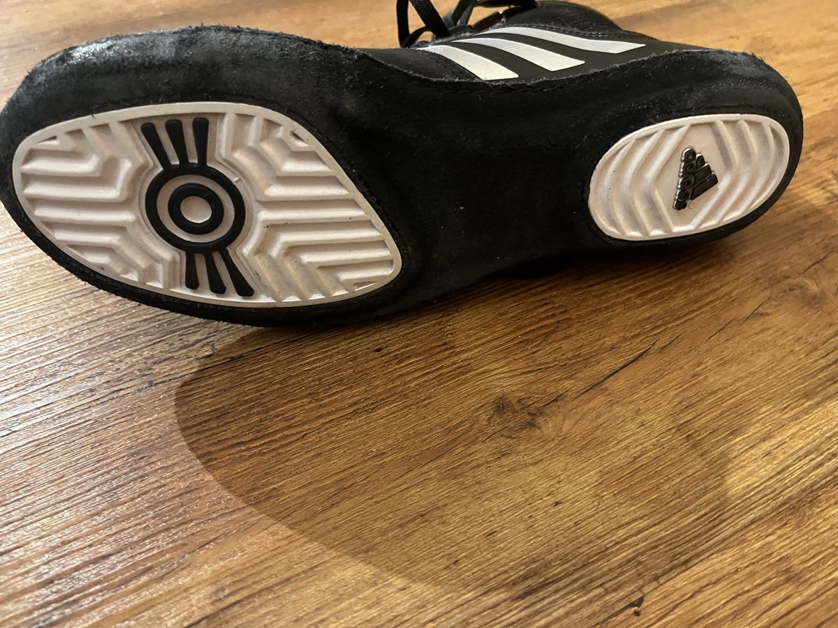 Adidas Scarpe da uomo: Adidas Ringerschuhe – Usato da Uznach venduto da eva_b2rj 2