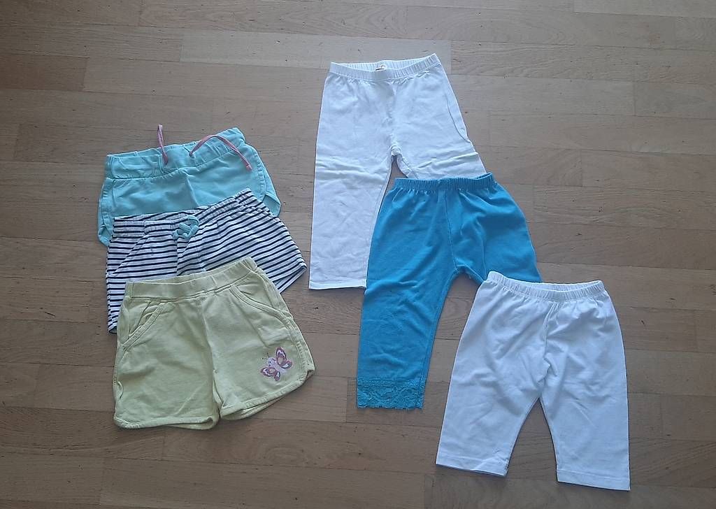 Kleiderpakete & -sets: Mädchen Sommerkleider Set gr. 98-104 – Gebraucht aus Bern von dmanci 3