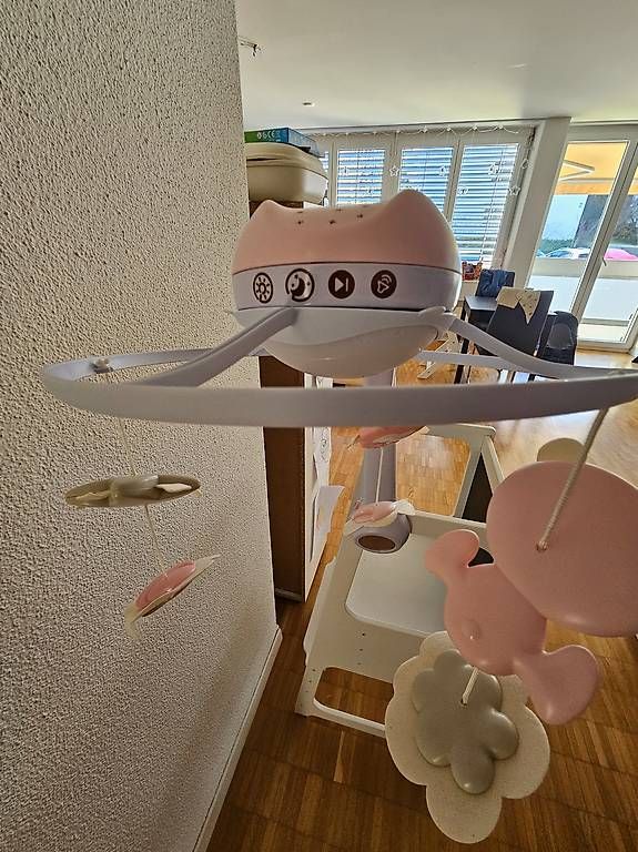 Giocattoli: Mobile von Infantino rosa – Usato da Wetzikon ZH venduto da vanessa19v 1