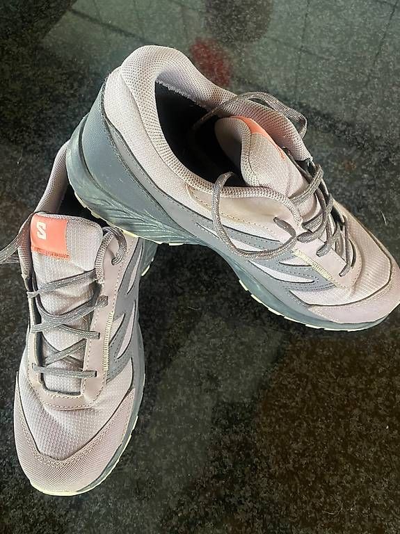 Scarpe per ragazzi: Chaussures fille Salomon – Usato da Fiez venduto da del08 2