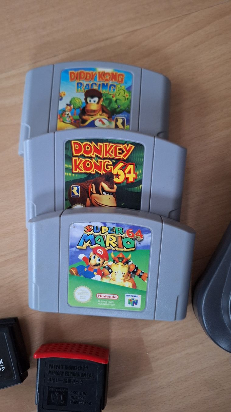 Nintendo Console: Nitendo 64 Retro – Usato da Schwarzenbach SG venduto da ct-porzellan 1