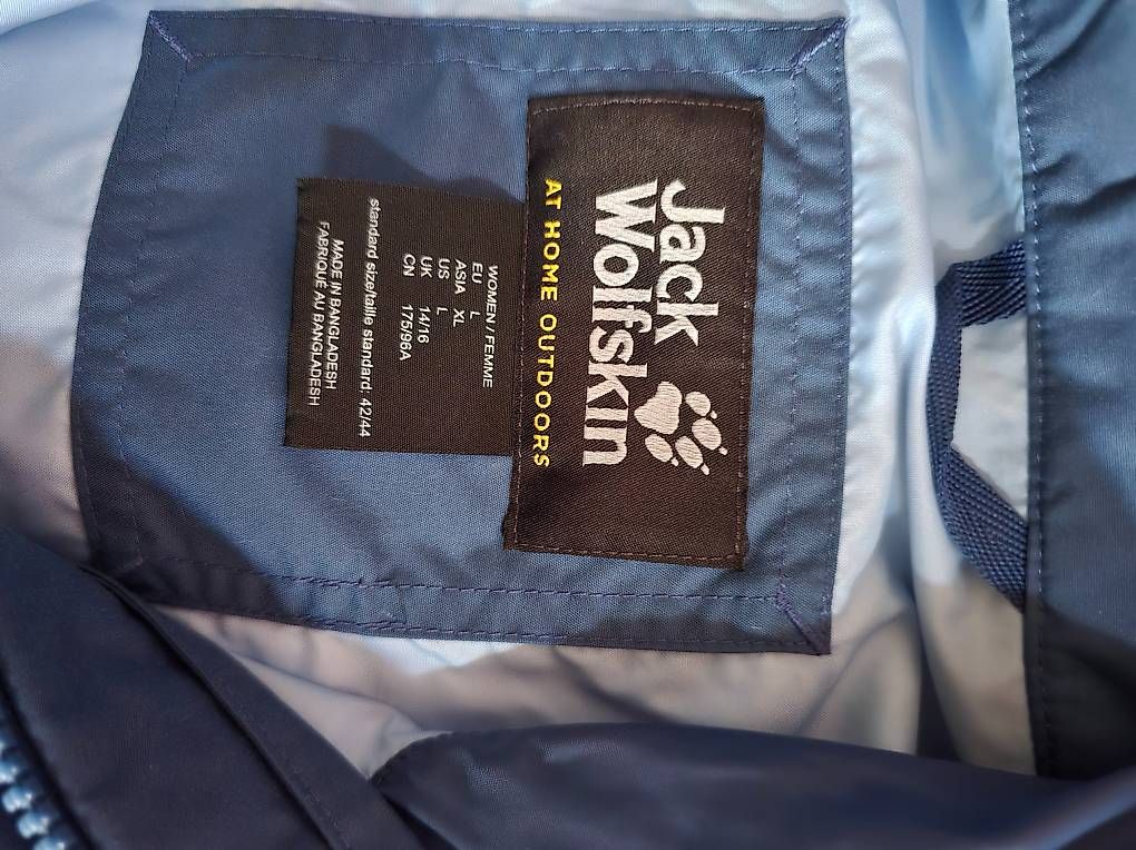 Giacche: Jack Wolfskin Jacke – Usato da Merenschwand venduto da Juditha786 1