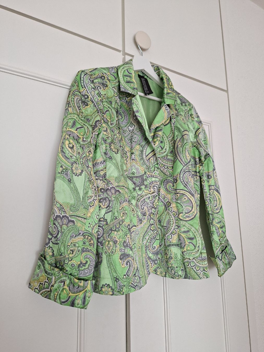 Airfield Lots de vêtements: Ensemble AIRFIELD veste + top imprimé vert – D'occasion à Lutry par Sim_Sta 6