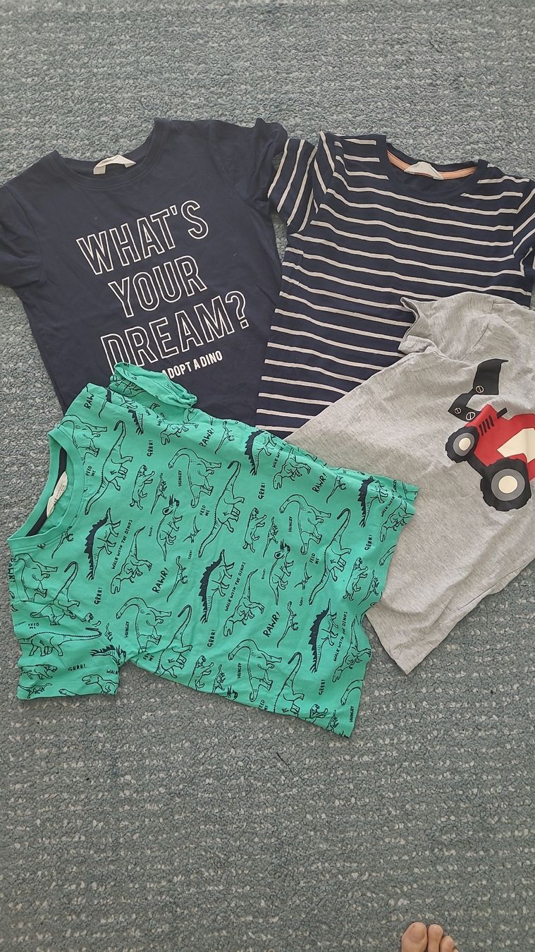 Camicie, T-shirt & Polo: 4x Kids Summer T-shirts – Usato da Winterthur venduto da sar_zg7p