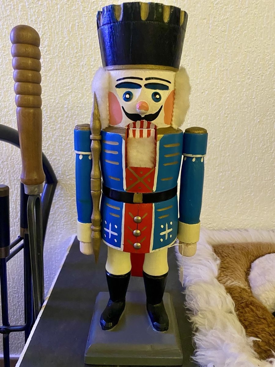 Statuette: Nussknacker König Erzgebirge – Usato da Rotkreuz venduto da Once0