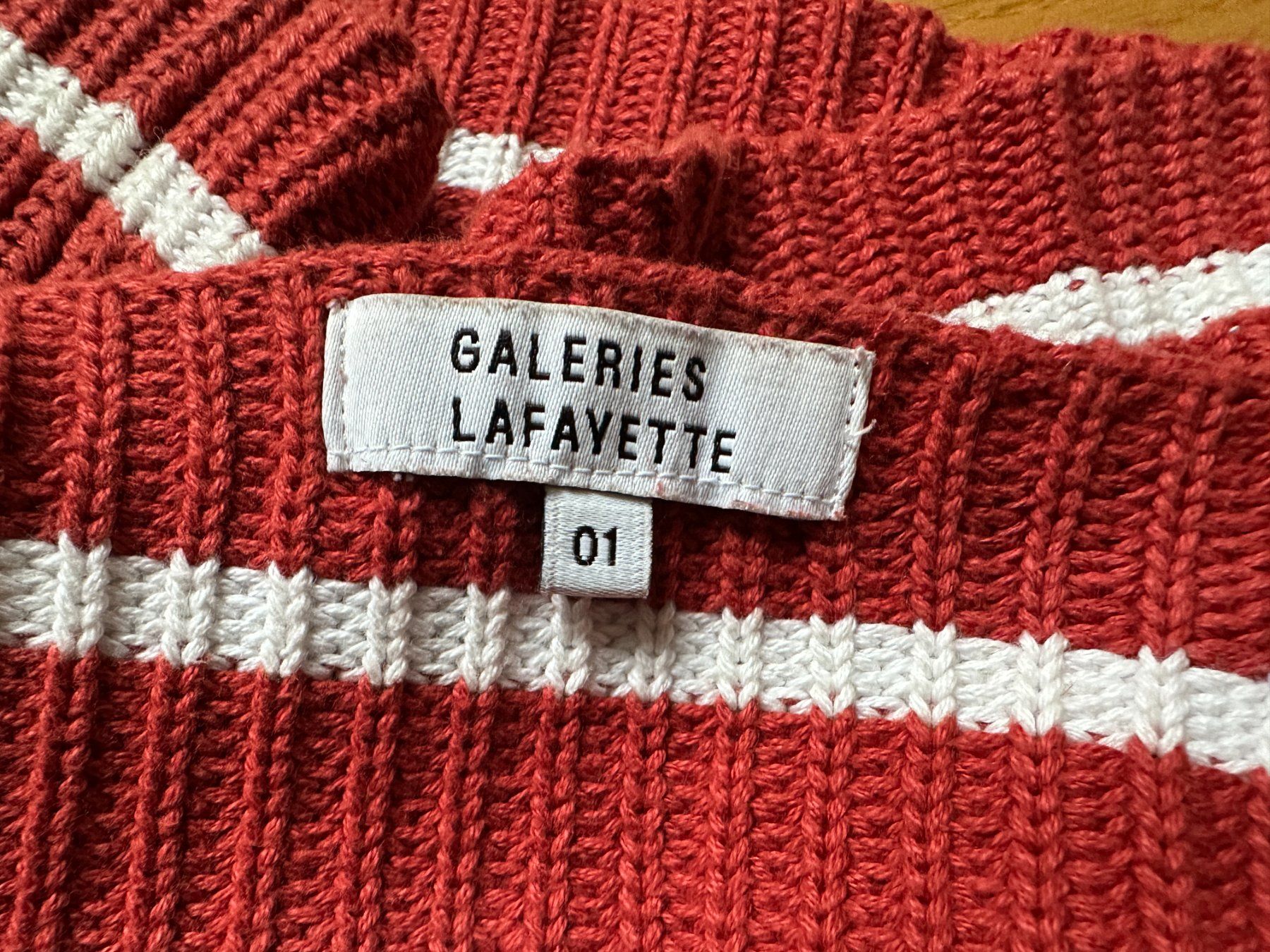 Zara Altro abbigliamento per bambina: Zara & Galeries Lafayette ensemble bonnet et écharpe – Usato da Lausanne venduto da brixton 3