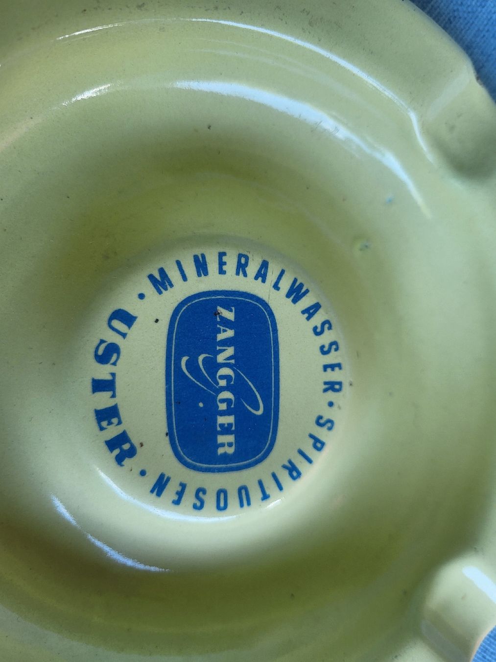 Aschenbecher: Aschenbecher Email Mineralwasser Zangger Uster – Gebraucht aus Gutenswil von ghekko88 3