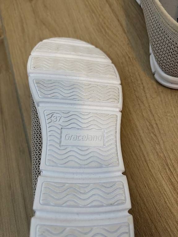 Scarpe da donna: Sommerliche Schuhe – Usato da Niederwil AG venduto da jul_xms5 3