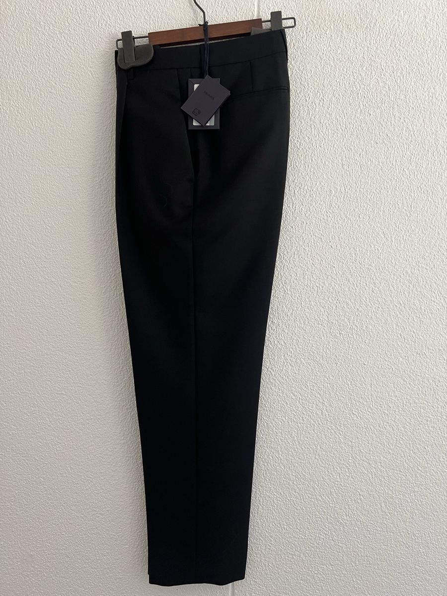 Prada Pantaloni: Prada / neu mit Etikett / Ladenpreis: chf 1.560 – Nuovo e nell'imballaggio originale da Zürich venduto da ReStyle. 2