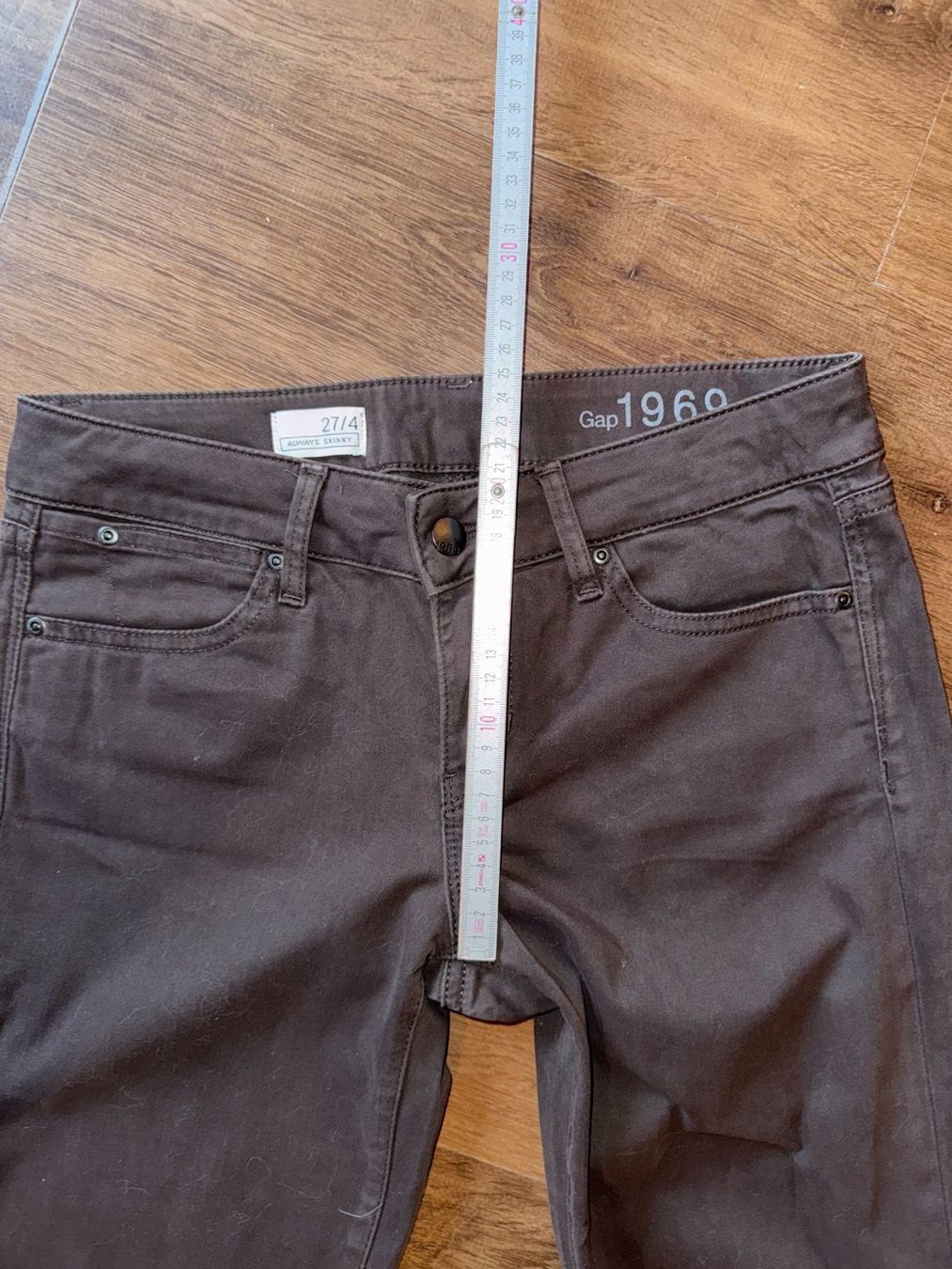 Gap Pantaloni: Pantalons skinny Gap - 27 – Usato da St-Sulpice VD venduto da juhdu 2