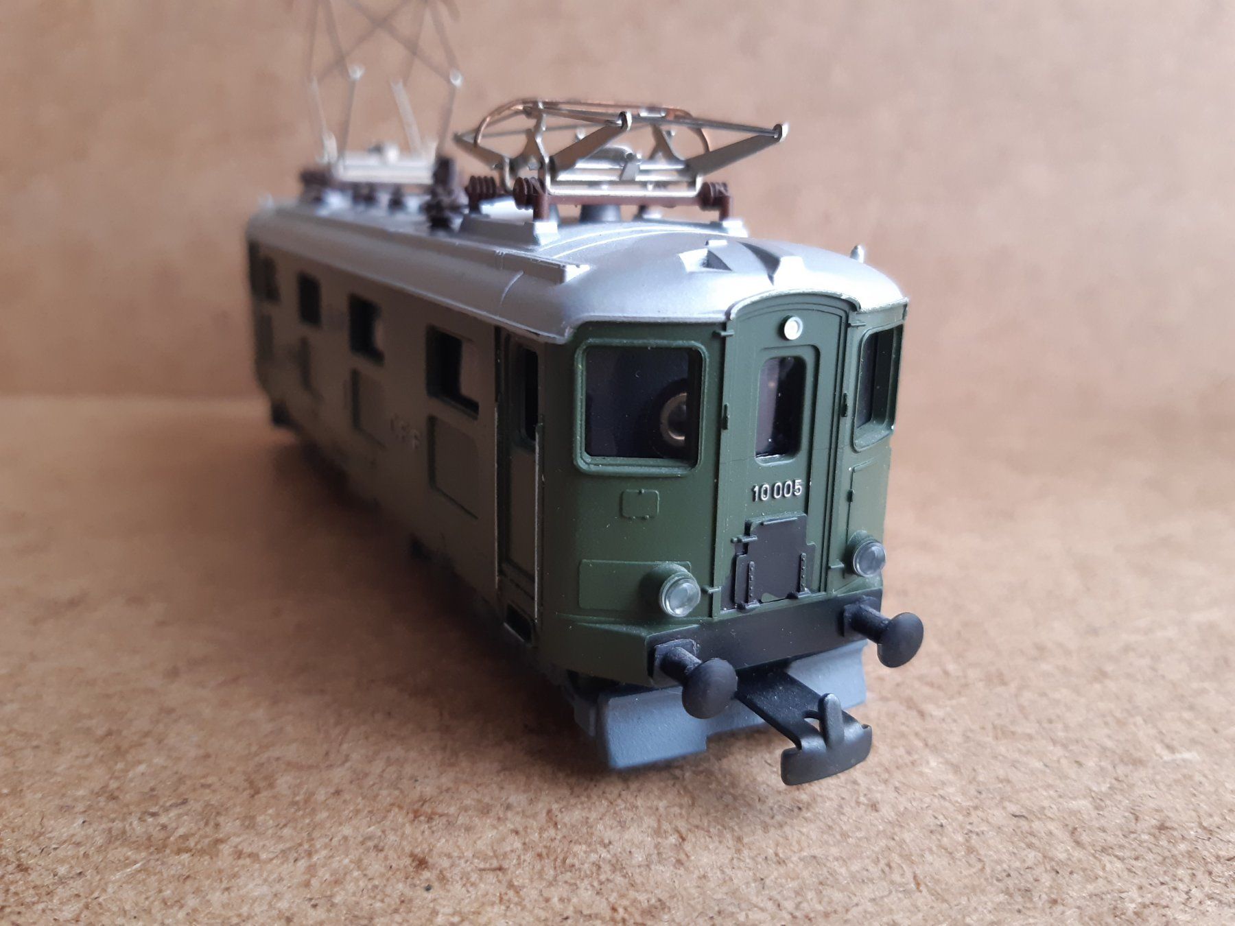 Kleinbahn Modellini di ferrovie: Kleinbahn H0 GS SBB Re 4/4 l – Usato da Greifensee venduto da Lotofbits 4