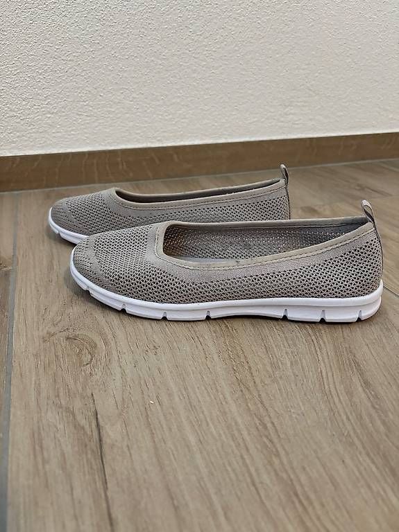 Scarpe da donna: Sommerliche Schuhe – Usato da Niederwil AG venduto da jul_xms5 1