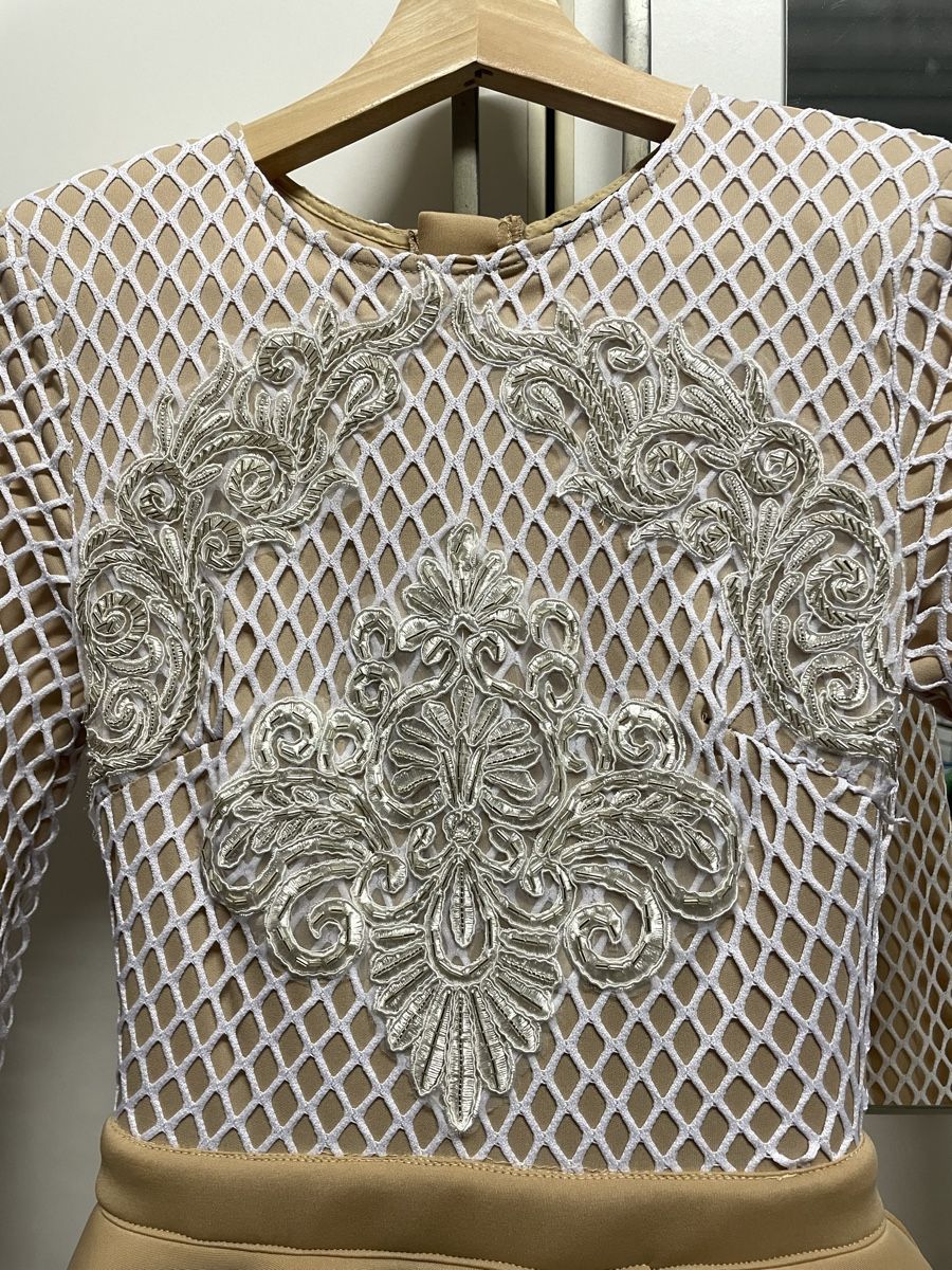 Vestiti: NEU mit Etikette Elegantes Spitzkleid – Nuovo e nell'imballaggio originale da Urdorf venduto da Anassor 3