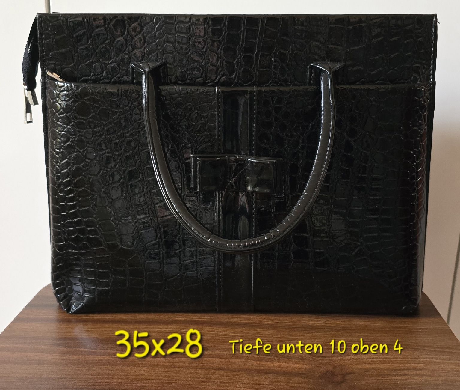 Sacs femmes: Schöne Tasche – Neuf (Voir description) à Widnau par Schurlibua 1