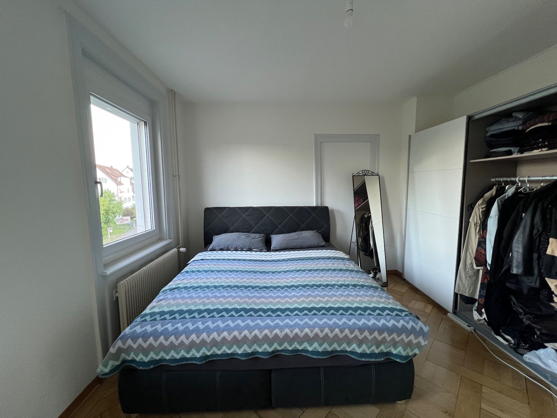 Letti: Springboxbett 180x200 – Usato da Zürich venduto da cel_c5q9