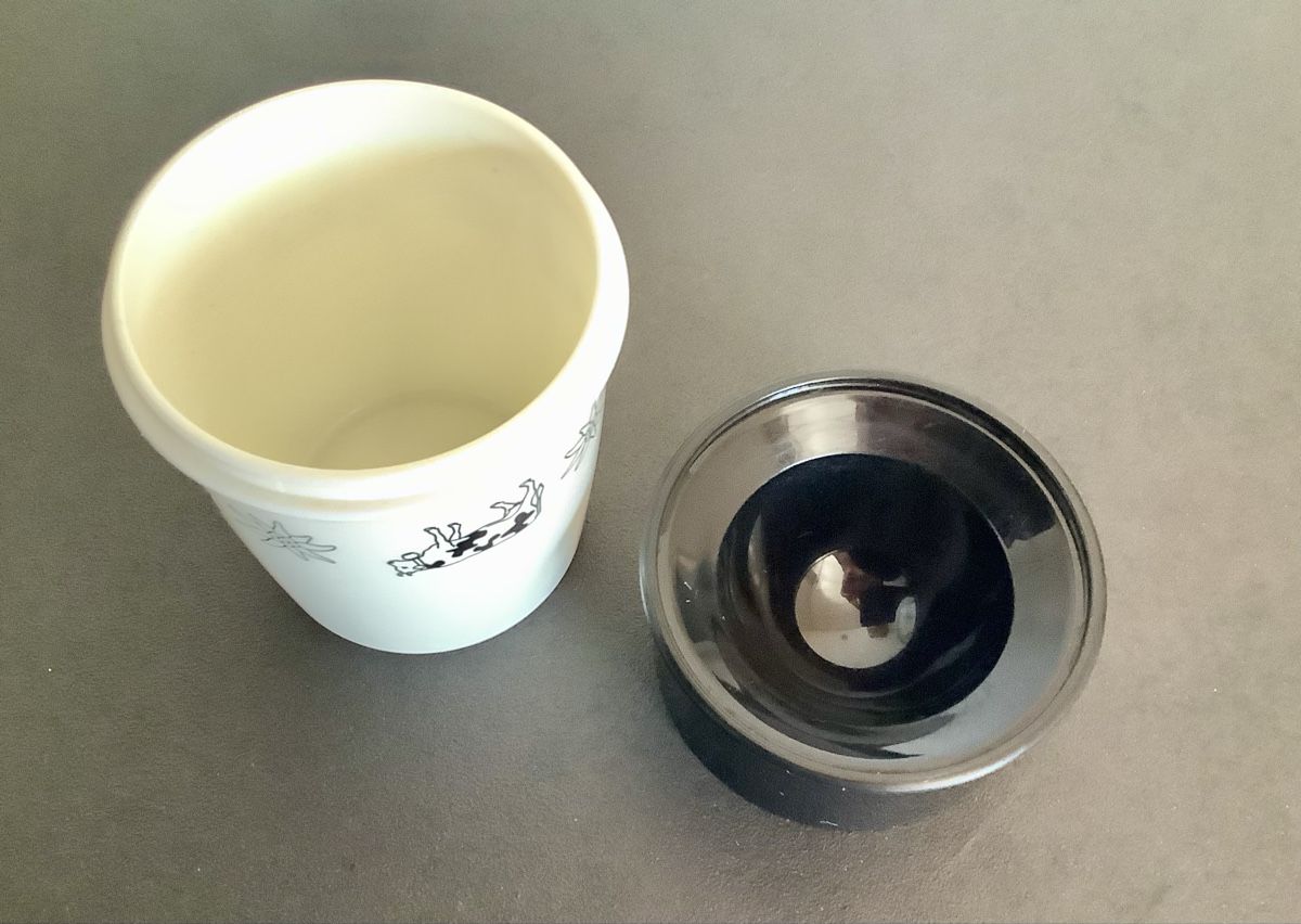 Tupperware Recipients et similaires: Tupperware Eier-Becher mit Kuh-Motiv – D'occasion à Züberwangen par benjause 3