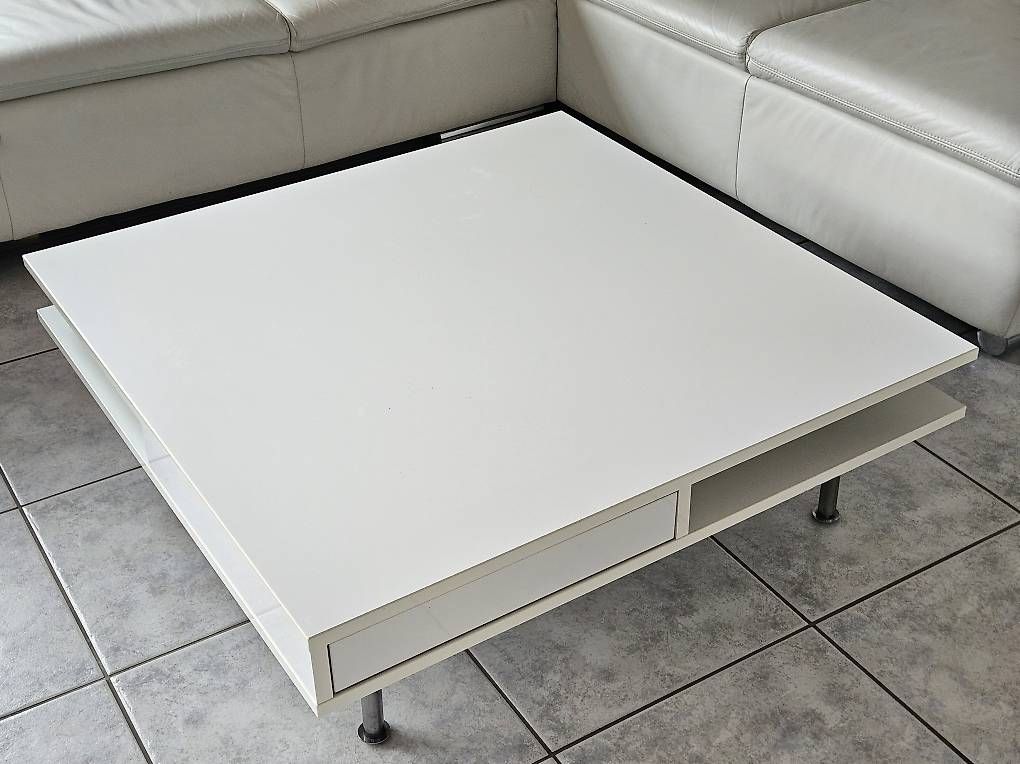 IKEA Tofteryd Couchtisch 95x95cm weiss hochglanz (Gebraucht) in Worb für CHF 1 – nur Abholung auf Ricardo kaufen