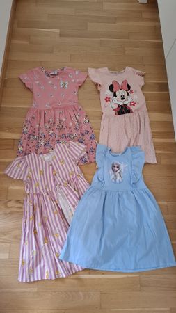 Mädchen Kleider Set, Grösse 128, Sommerlich, Top Zustand