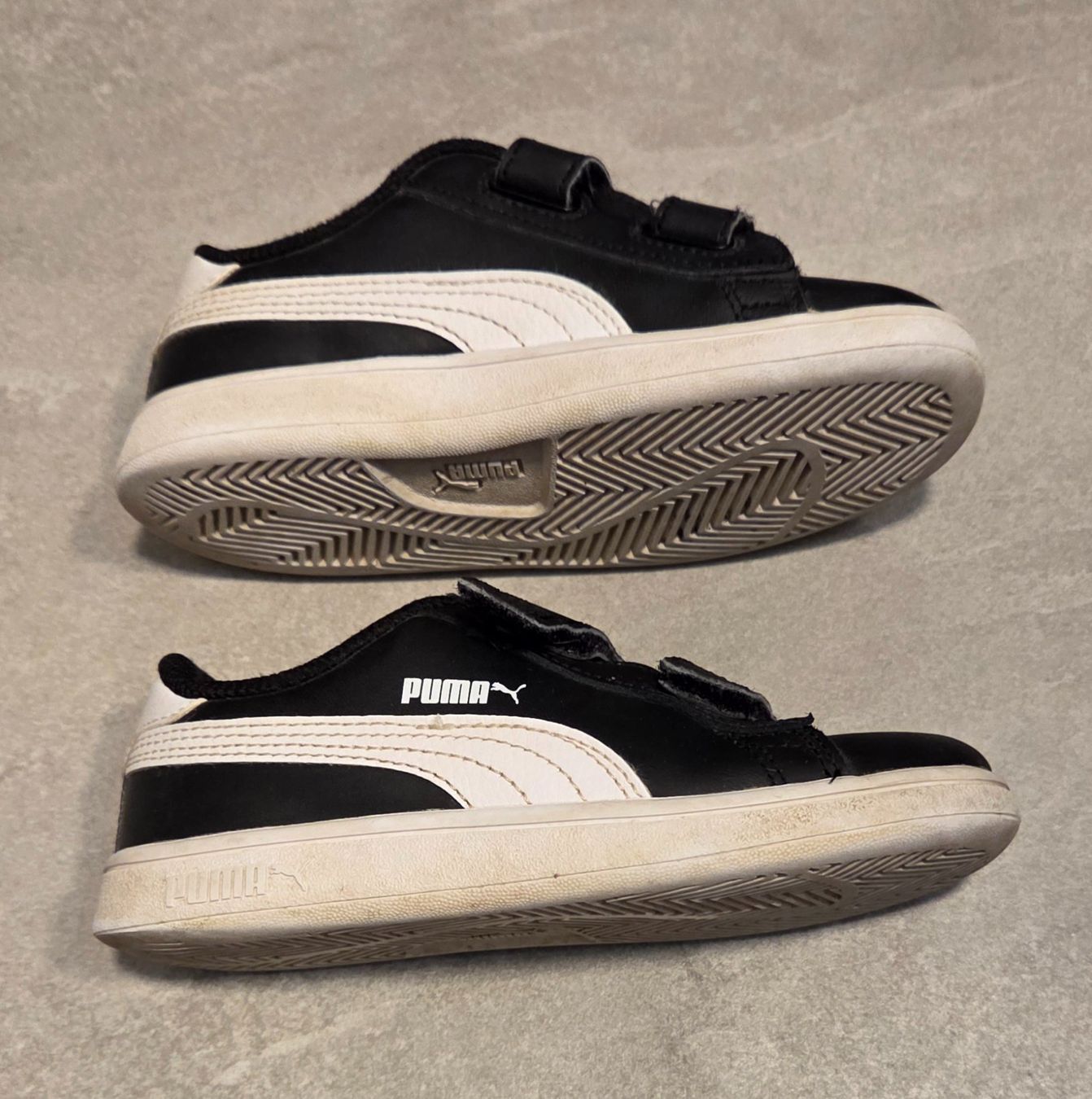 Puma Scarpe per ragazzi: Chaussures Puma enfant, taille 27 – Usato da Villars-sur-Glâne venduto da Daytona20 2