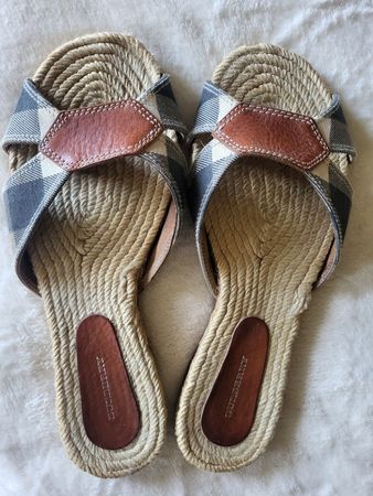 BURBURRY Sandalen Grösse 39