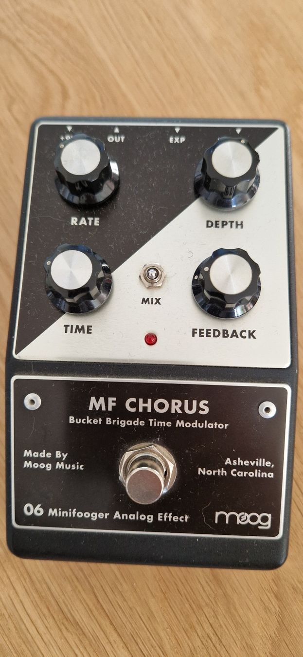 Musikinstrumente: Moog Minifooger Chorus – Gebraucht aus Sion von Chris_p68