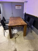 Massivholz Esstisch mit 4 Rattan-Stühlen & Sitzkissen 