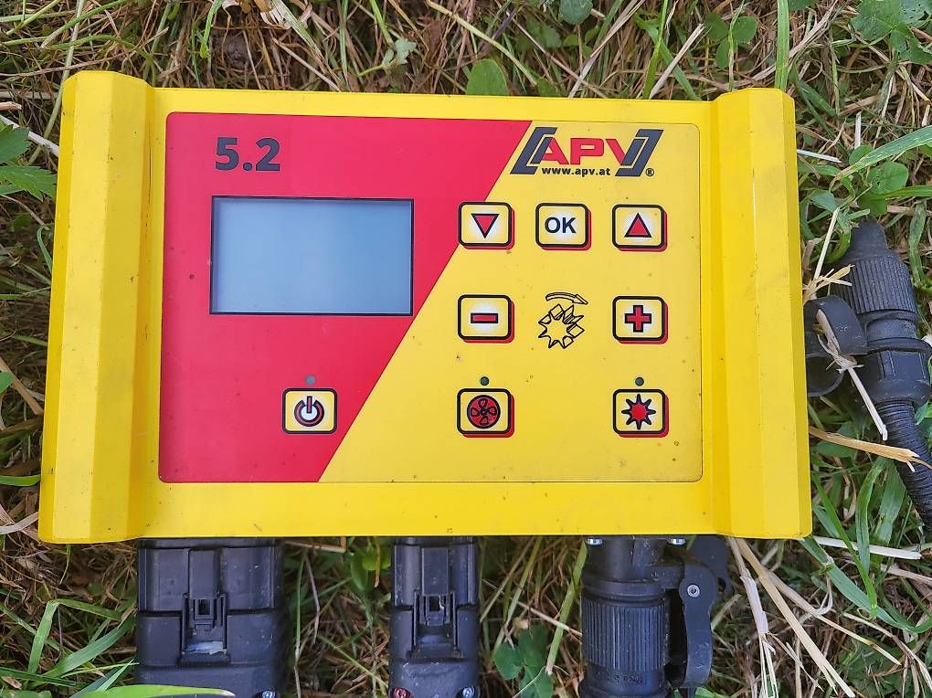 Tutte le macchine: APV 3m Grünlandstriegel – Usato da Giswil venduto da Hans83 6