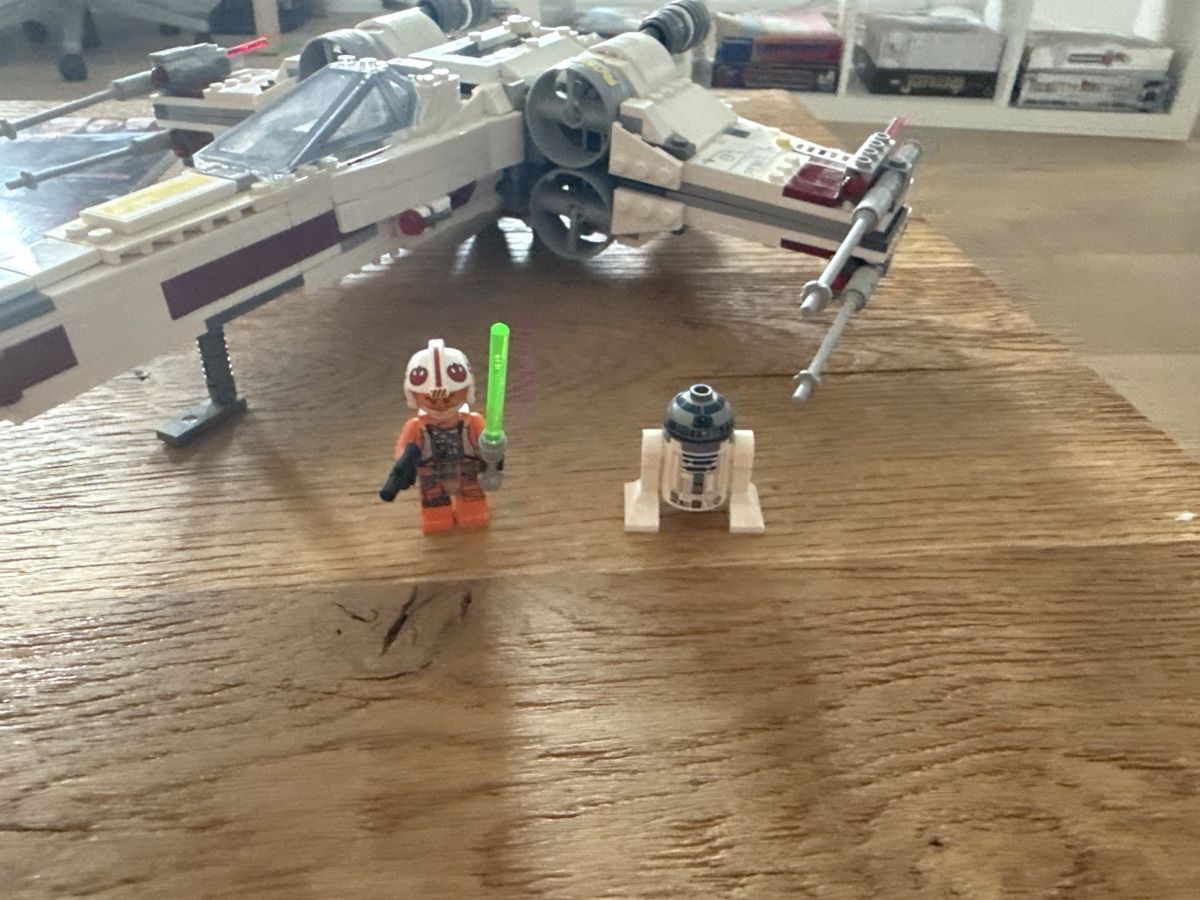 Lego Kit di costruzioni: LEGO Star Wars X-Wing Fighter 75301 – Nuovo (secondo la descrizione) da Echichens venduto da igr_6djz 1