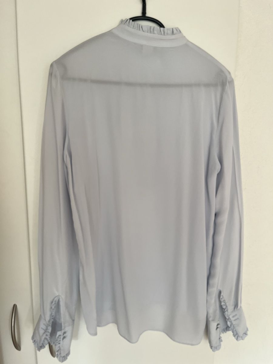 H&M Chemisiers: Seidenbluse H&M Gr. 38  Hellblau Top Bluse – D'occasion à Wädenswil par Iana32 2