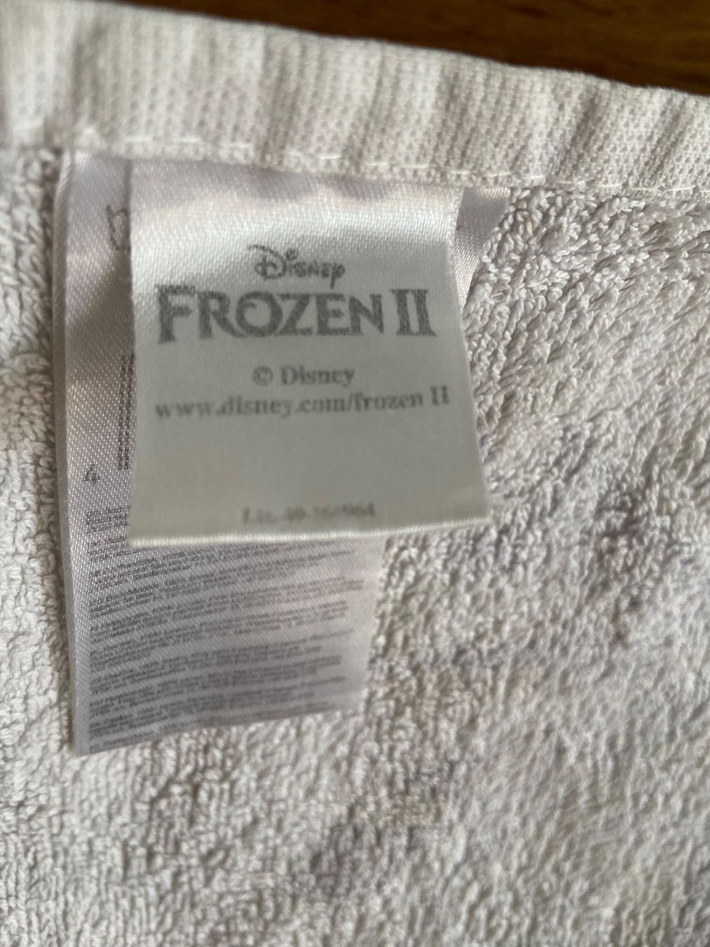 Disney Teli da bagno: Badetuch FROZEN, 140x70cm, Baumwolle – Usato da Bassersdorf venduto da jgo_9mfk 2