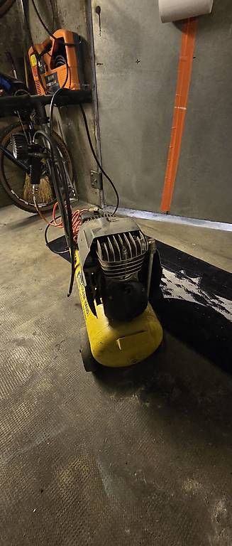 Compressori: Compresseur fini amico 22 – Usato da Petit-lancy venduto da xplod 1