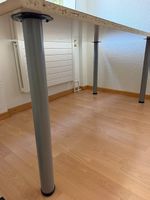 Schreibtisch 