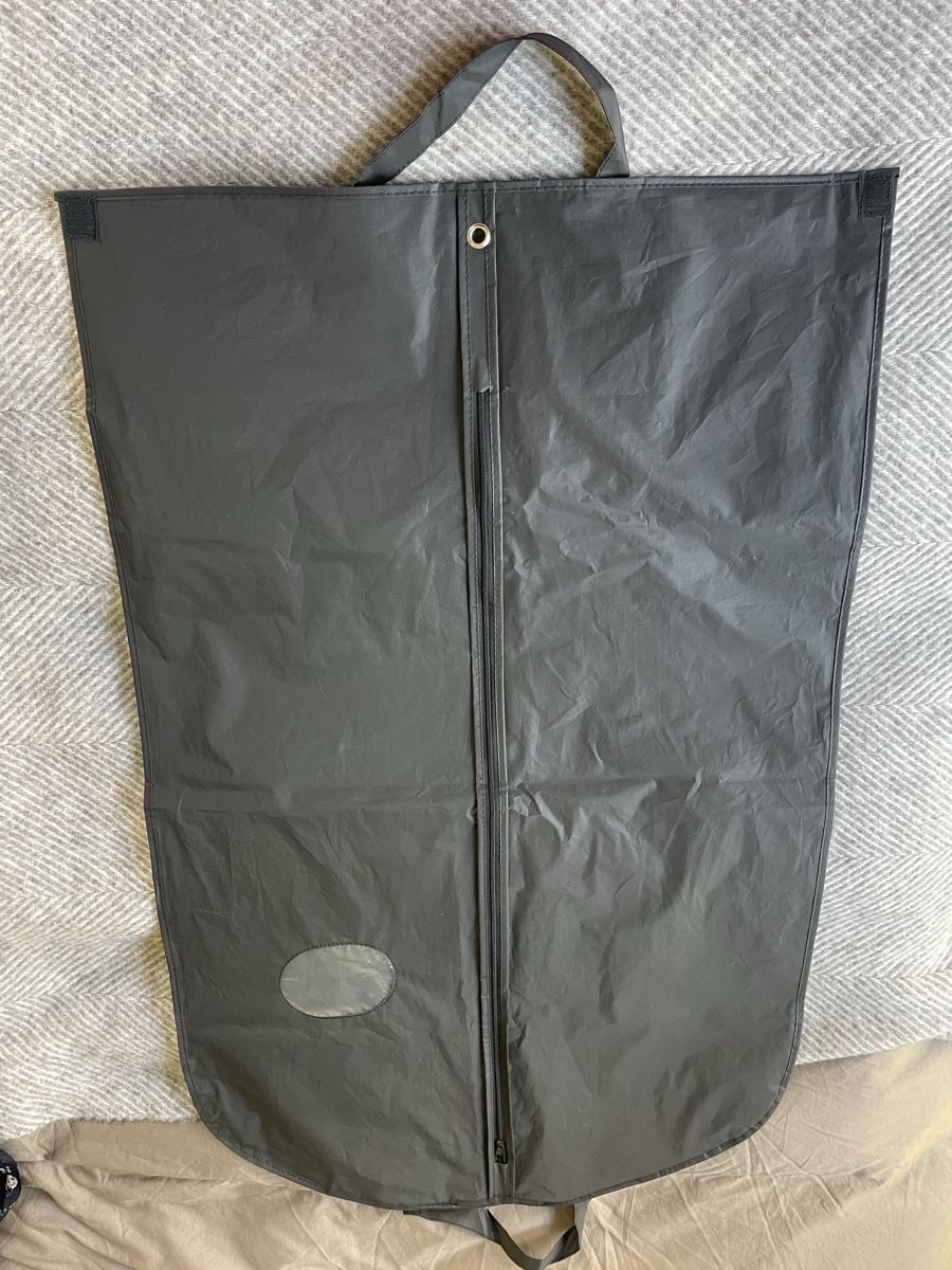 Covers & Schutzfolien: BOGGI Anzughülle – Neu und originalverpackt aus Männedorf von iza04 2
