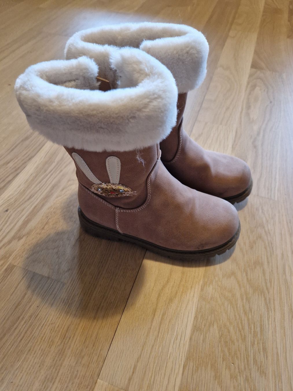 Scarpe per ragazze: Mädchen Winterstiefel Gr.28 – Usato da Lützelflüh - Goldbach venduto da Annegret1988