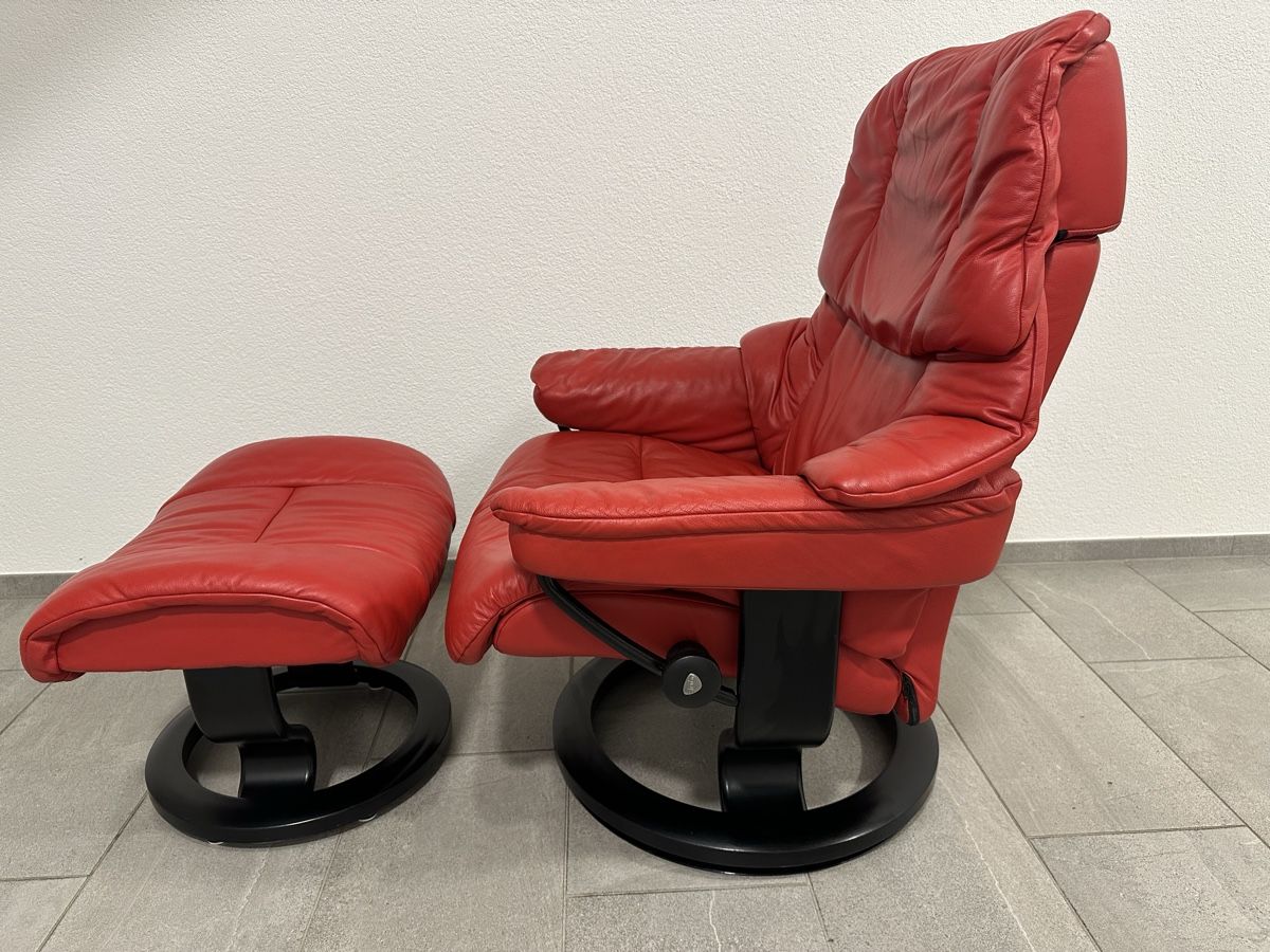 Stressless Poltrone: Stressless Sessel inkl. Hocker – Usato da Biberist venduto da tob_r9tj 2