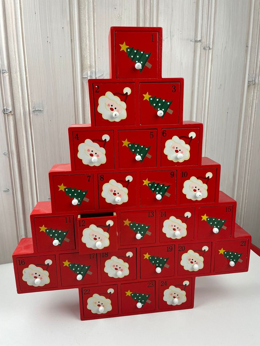 Calendari: Holz - Adventskalender Weihnachtskalender mit 24 Schubladen – Nuovo e nell'imballaggio originale da Wängi venduto da LiqKojote