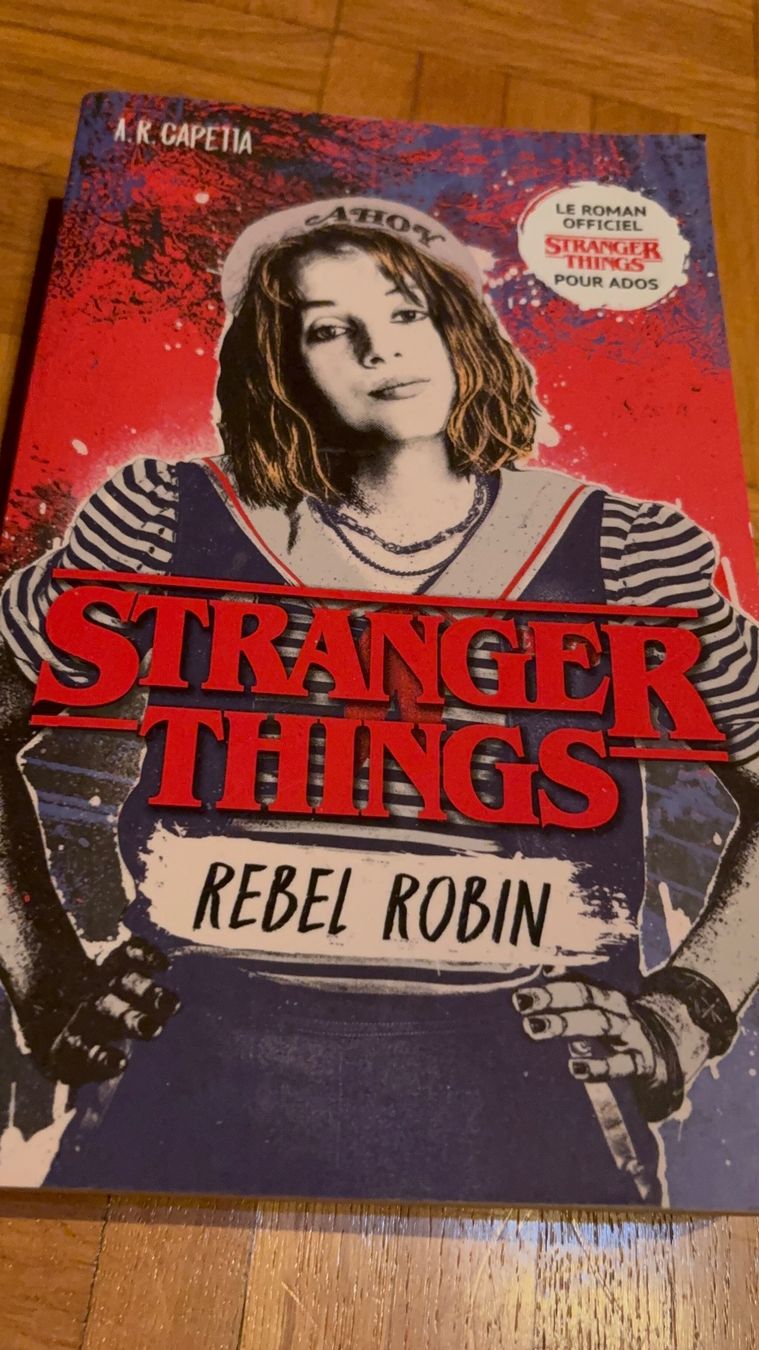 Libri: Stranger Things - Tome 2 : Stranger Things - Rebel Robin – Usato da Genève venduto da sunandwind