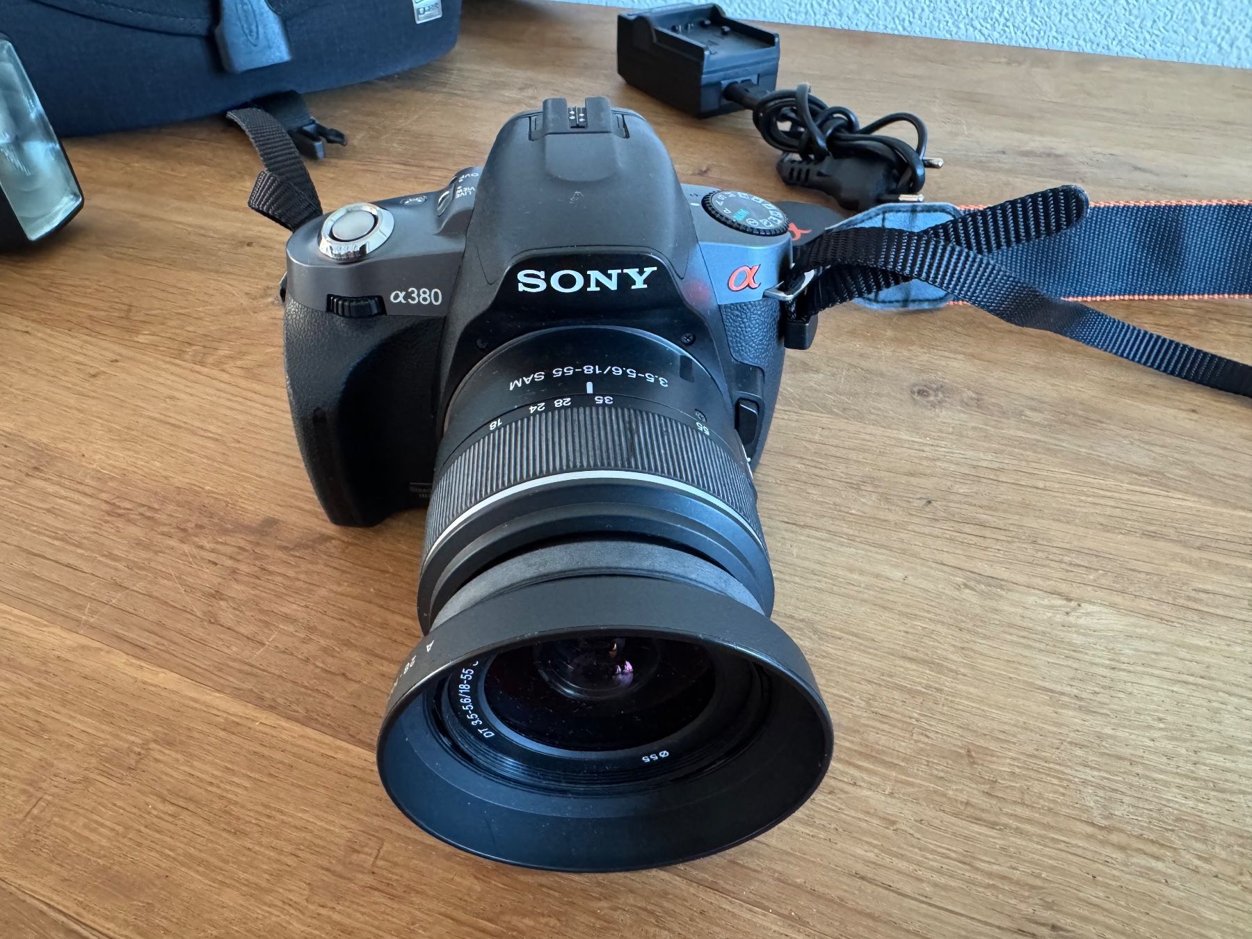 Sony Fotocamera: Sony Alpha 380 Spiegelreflexkamera – Usato da Frauenfeld venduto da dilili 4