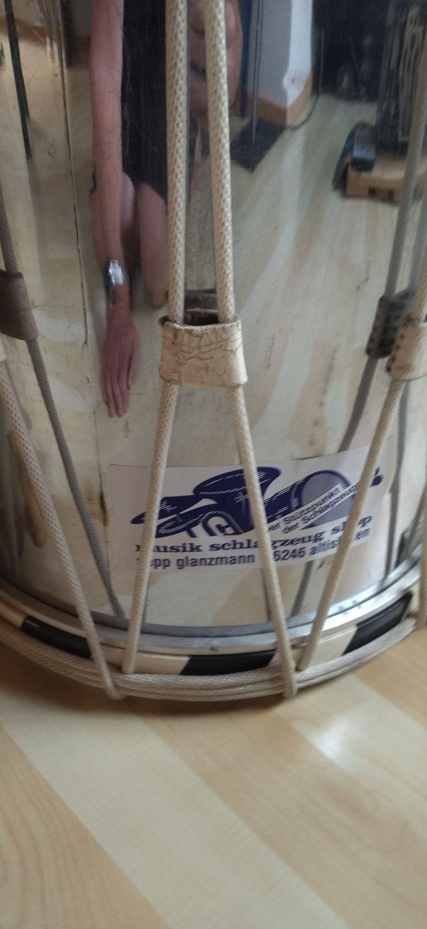 Instruments de musique: Basler Trommel – D'occasion à Niederscherli par ruefato 1