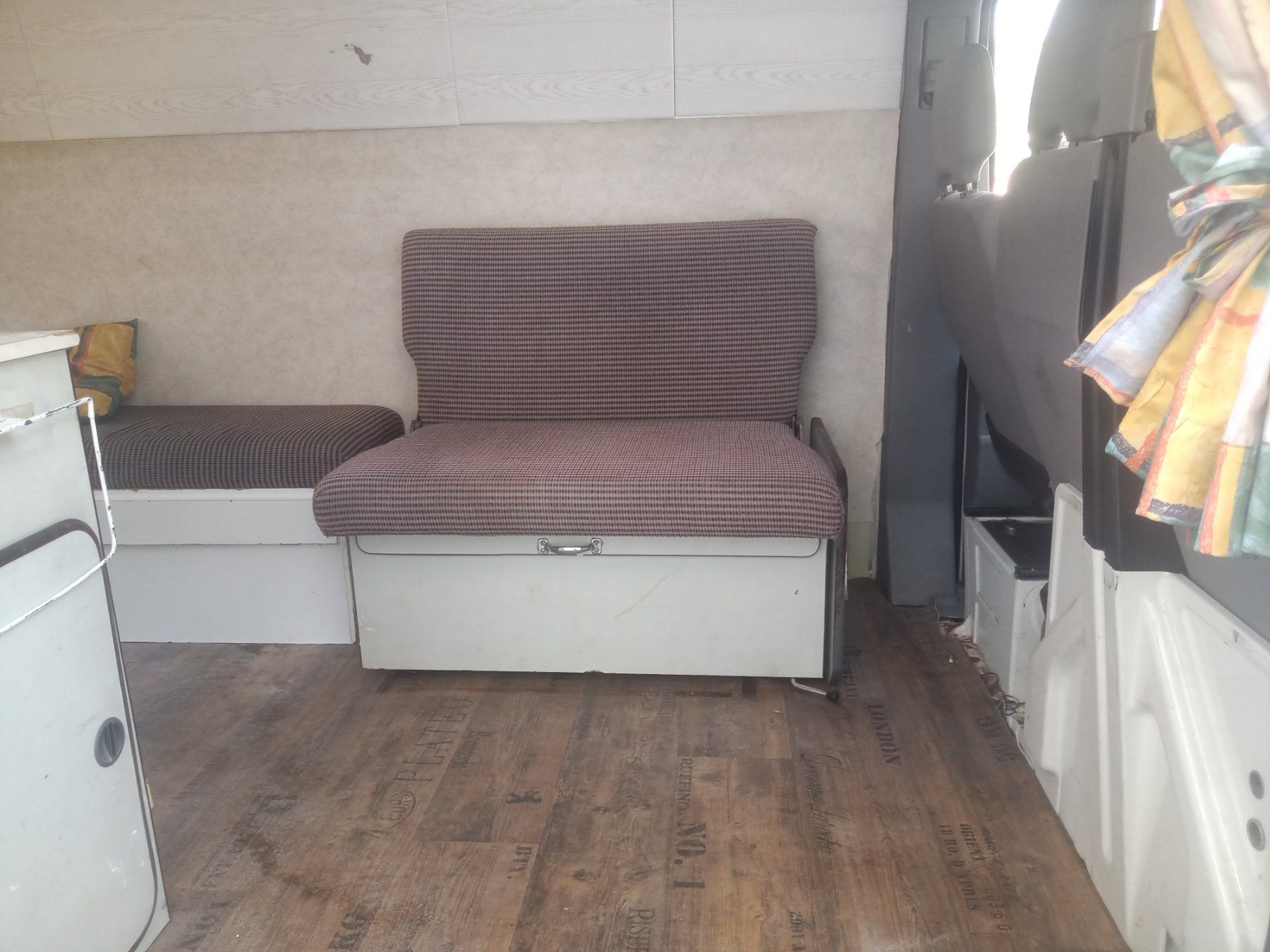 VW Camping Fahrzeuge: VW LT35 Camper – Gebraucht aus Reichenburg von finden001 6