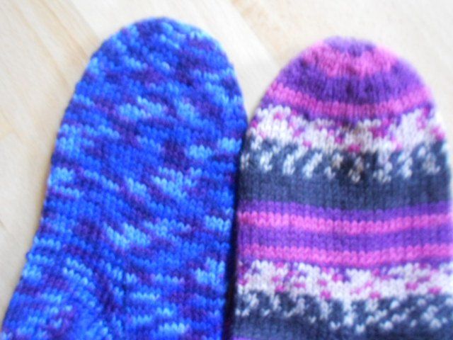 Calze: 2 Paar Wollsocken Handgestrickt Gr 35/36 – Nuovo (secondo la descrizione) da Flühli LU venduto da primula-47 1