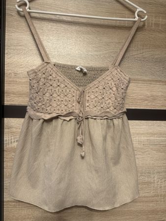 Stradivarius Top beige gehäkelt Grösse M guter Zustand